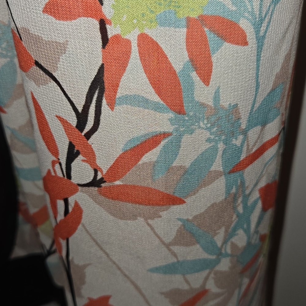Lane Bryant tan blue coral black floral tie back dress. Size 26. - Picture 6 of 6